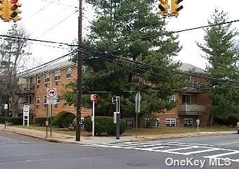 Primary Photo - 151 Union Ave