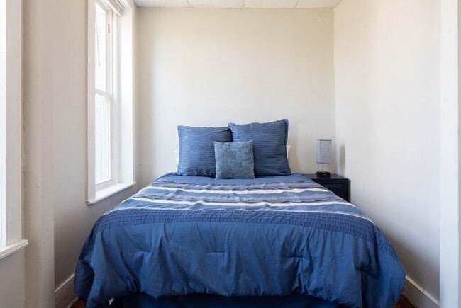 Building Photo - 55 Coleman St