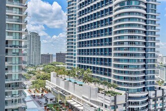 Building Photo - 1250 S Miami Ave