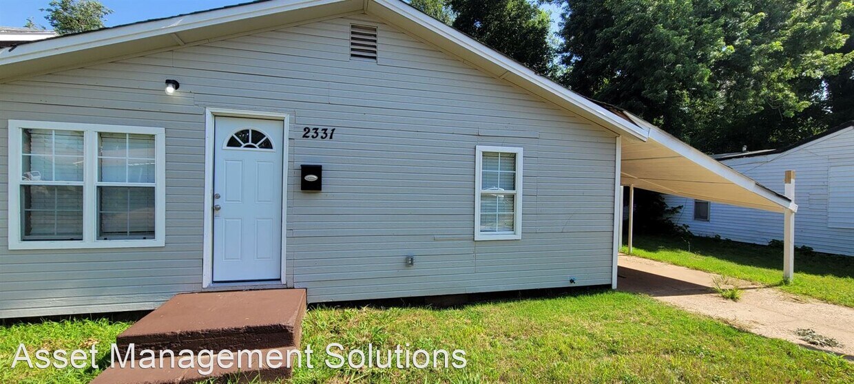 Foto principal - 4 br, 3 bath House - 2331 SW 49th St.