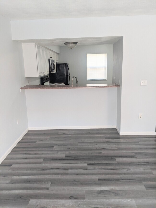 Foto del edificio - 337 Gilbert Ave