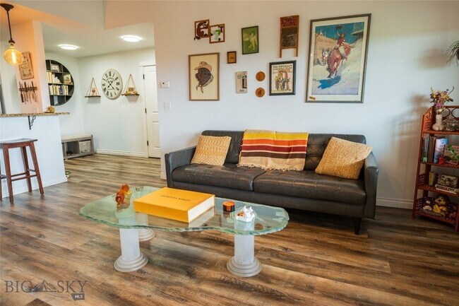 Foto del edificio - 046450 Bembrick St