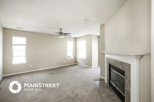 Building Photo - 625 Locust Grove Ln