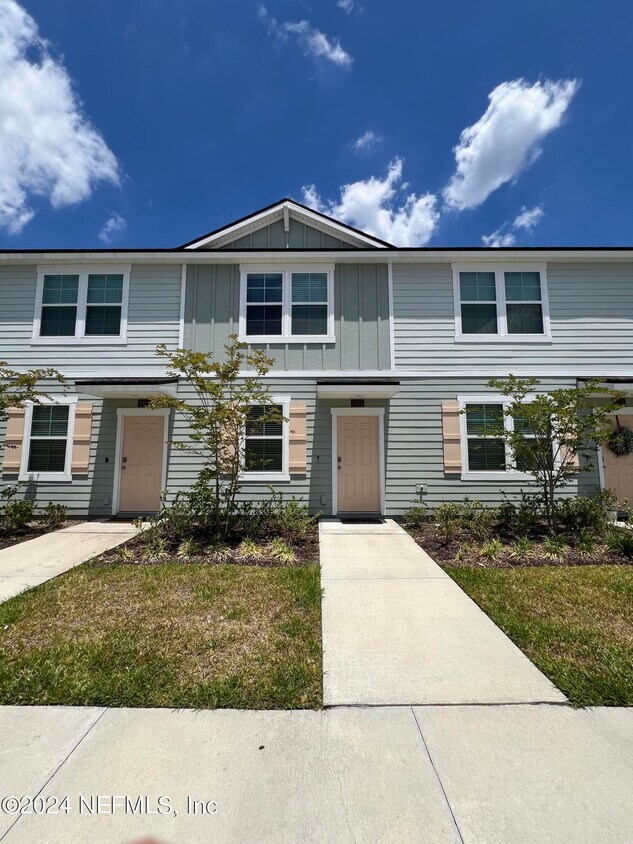 8321 Zenith Cir, Jacksonville, FL 32256 Townhome Rentals in Jacksonville FL
