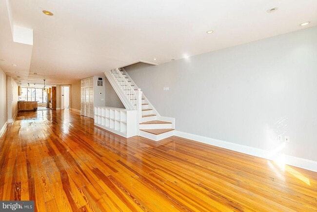 Foto del edificio - 7 N Loudoun St