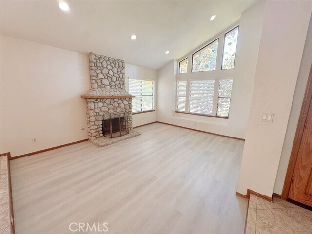 Foto del edificio - 2230 E Vista Mesa Way