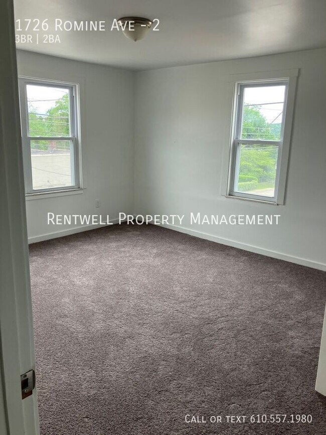 Building Photo - 1726 Romine Ave