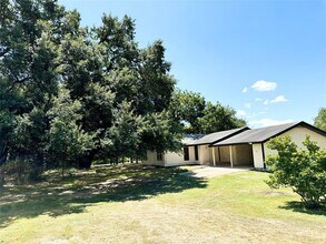 Building Photo - 51 Hanging Oak Rd