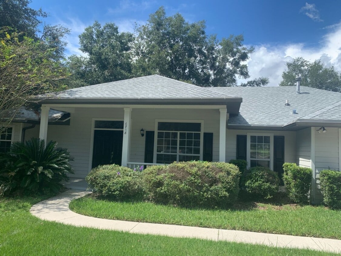 Newly renovated 3 bedroom 2 bath home in M... House Rental in