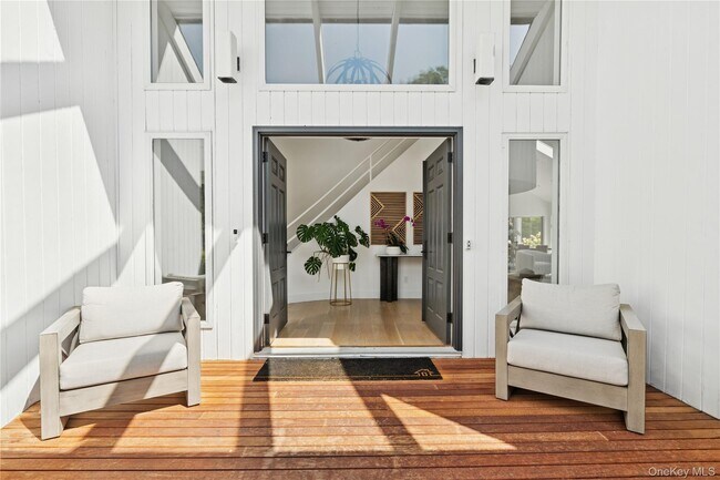Foto del edificio - 10 Lakewood Ln