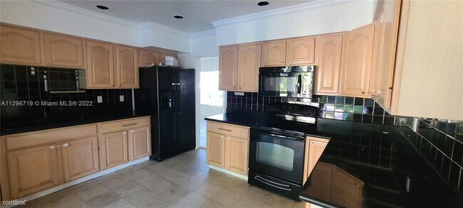 Foto del edificio - 4 br, 2 bath House - 7255 SW 125th St
