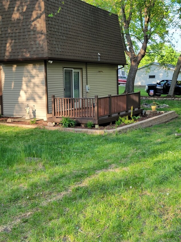 37090 Doe Ave, Waseca, MN 56093 House Rental in Waseca, MN