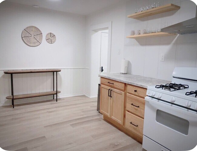 Foto del edificio - 413 S Prairieville St