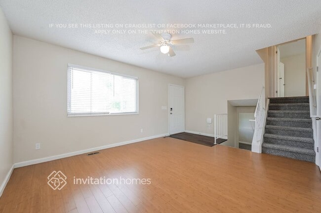 Building Photo - 1240 W 135th Dr