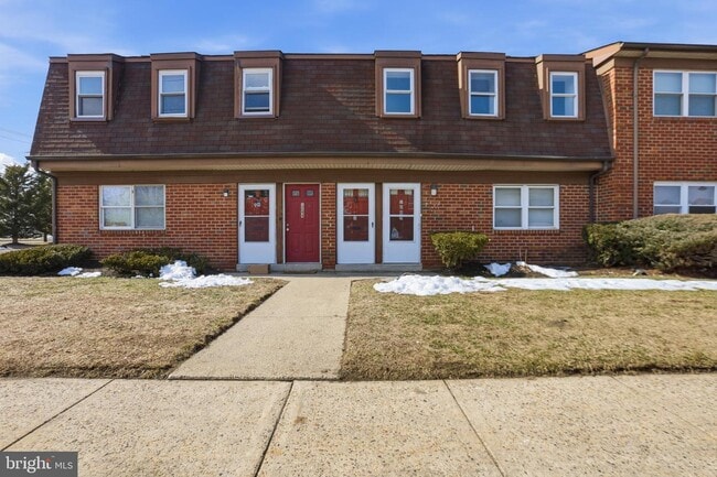 Building Photo - 1242 Liberte Ct