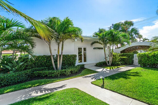 Foto del edificio - 1212 Hillsboro Mile-