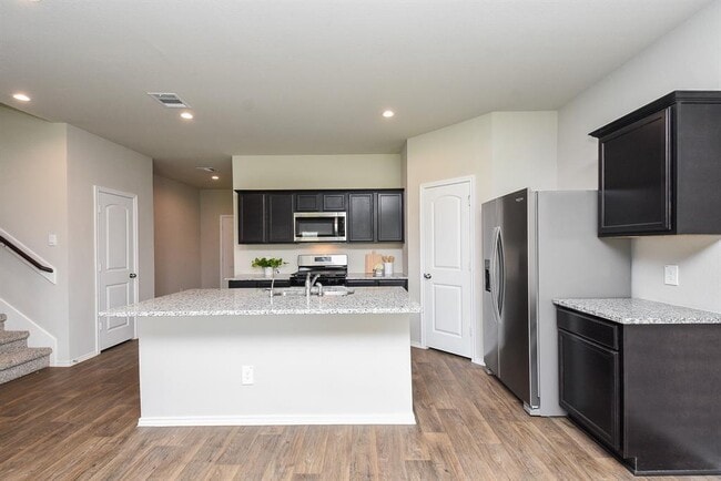 Building Photo - 40530 Birch Shadows Ct