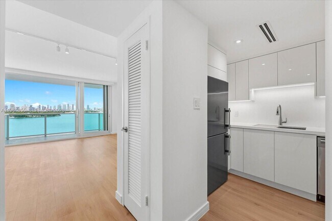 Foto del edificio - 1000 West Ave