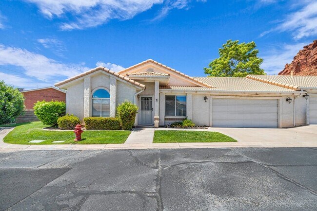 Foto del edificio - Charming Downtown 3 Bedroom Townhome