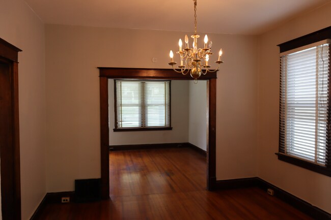 Building Photo - 7028 Idlewild Ave