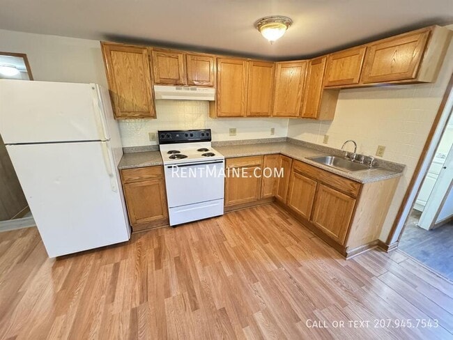 Building Photo - 101 Main Rd