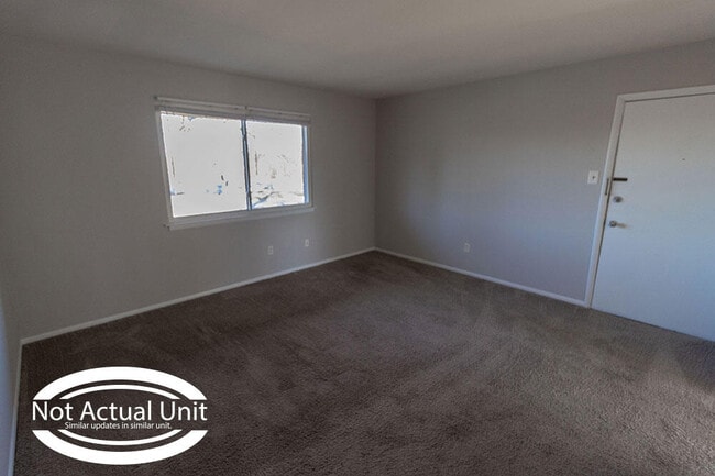 Building Photo - 2908 Leeway Dr