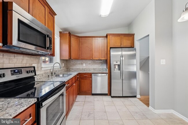 Building Photo - 1103 Playford Ln