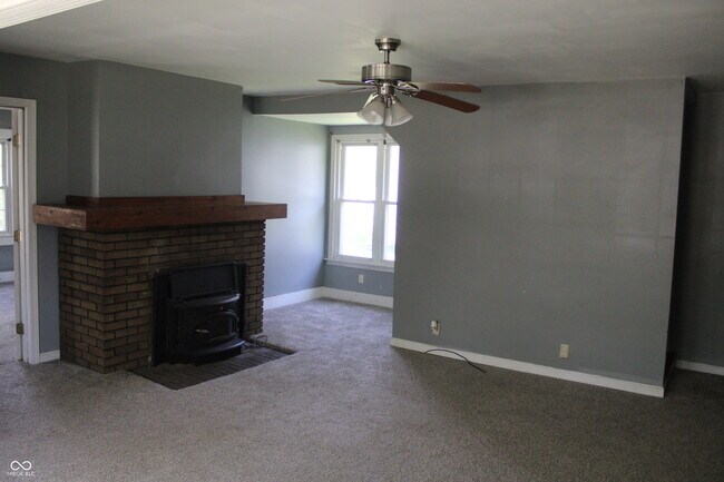 Foto del edificio - 603 E Clyde St