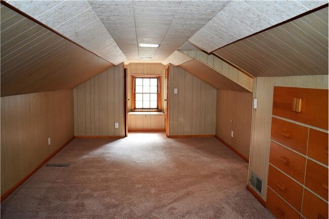 Building Photo - 533 OH-151