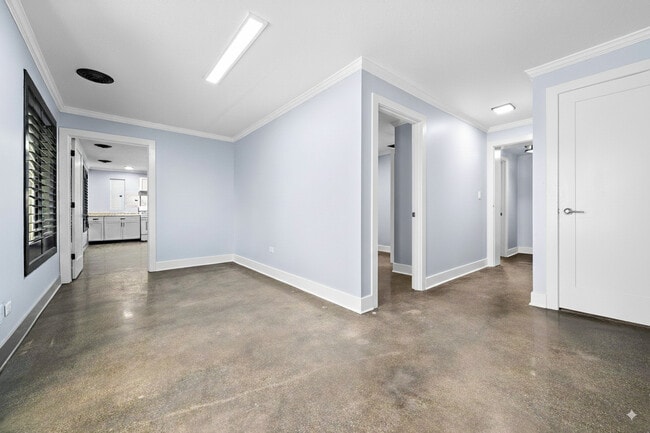 Building Photo - 423 Funston Ave