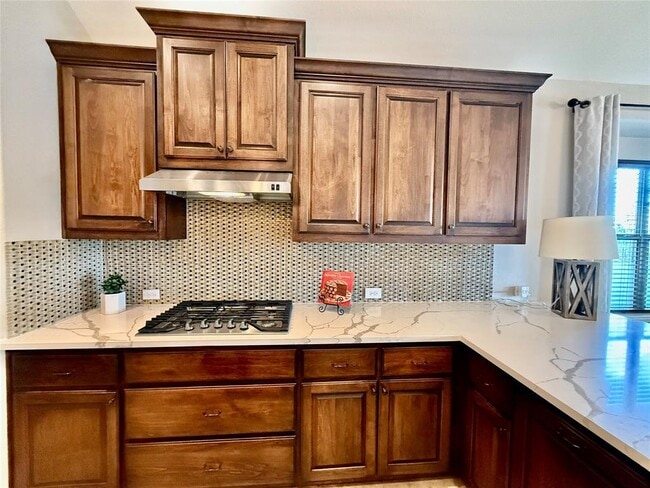 Building Photo - 14400 Senia Bend