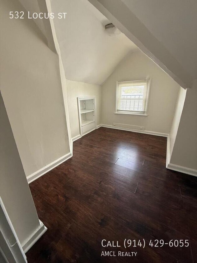 Primary Photo - 532 Locus st-
