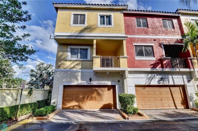 Building Photo - 1001 Coastal Bay Blvd