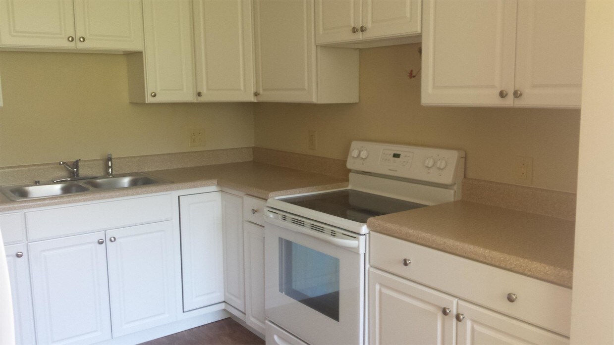 Foto principal - 105 1st Ave W