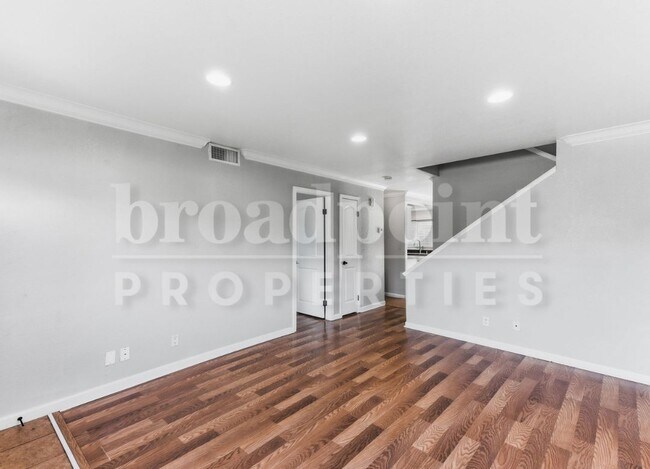 Foto del edificio - 1423 N Broadway
