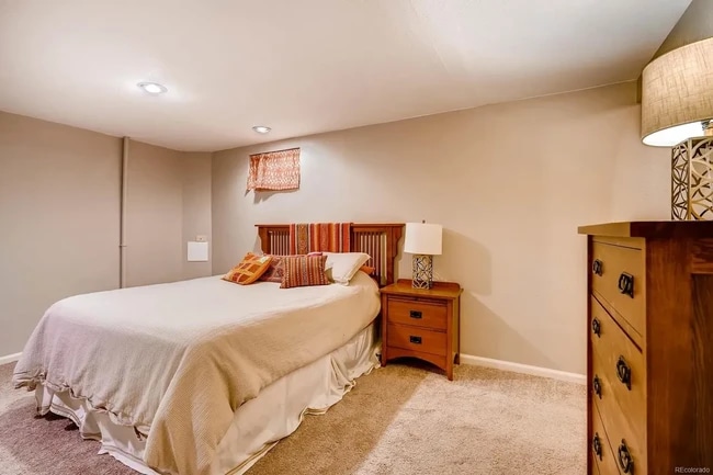bedroom 3 - 1220 S Benton St