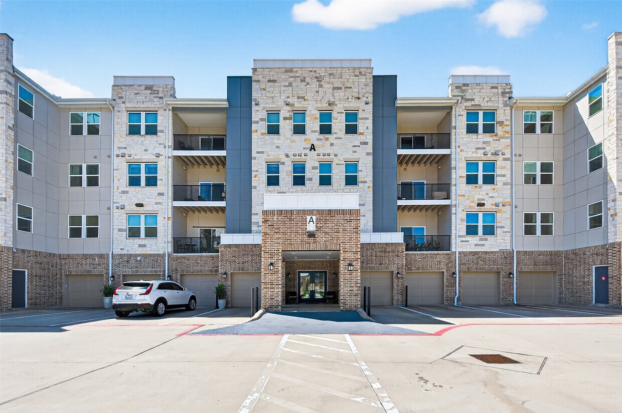 Foto principal - 6804 Westview Dr