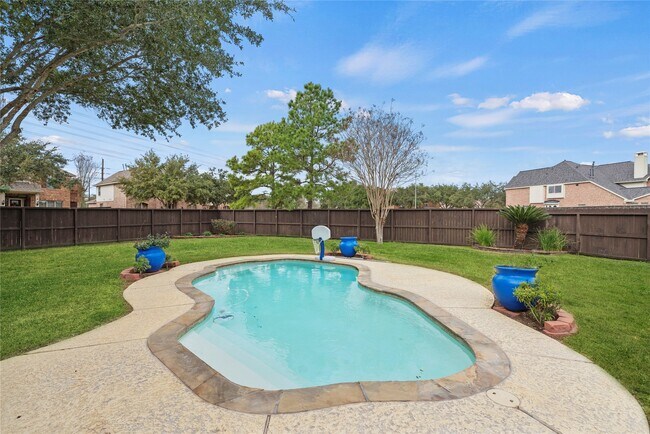 Foto del edificio - 26606 Wildwood Ct