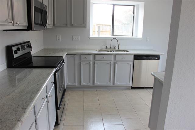 Building Photo - 812 Shannon Dr