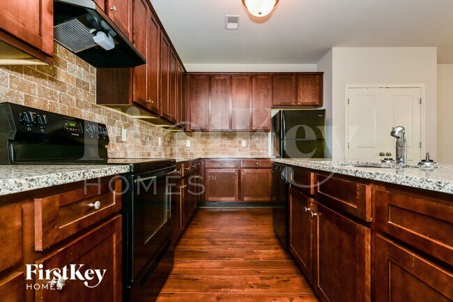 Foto del edificio - 152 Daisy Cir