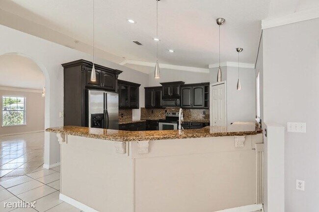 Building Photo - 4 br, 2 bath House - 3013 Mandolin Dr UNIT