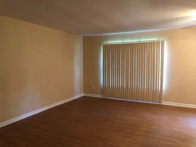 Building Photo - 100 Cord Dr