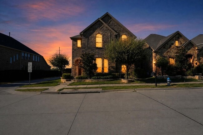 Building Photo - 3716 Carlsbad Way
