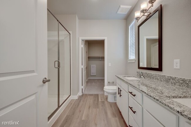Foto del edificio - 1 br, 1 bath Condo - 26810 US-380  / 1Bath