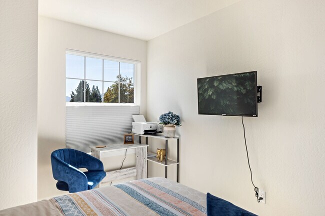 Foto del edificio - 1019 SW J St