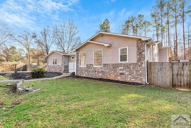 Building Photo - 155 Dwight Rd