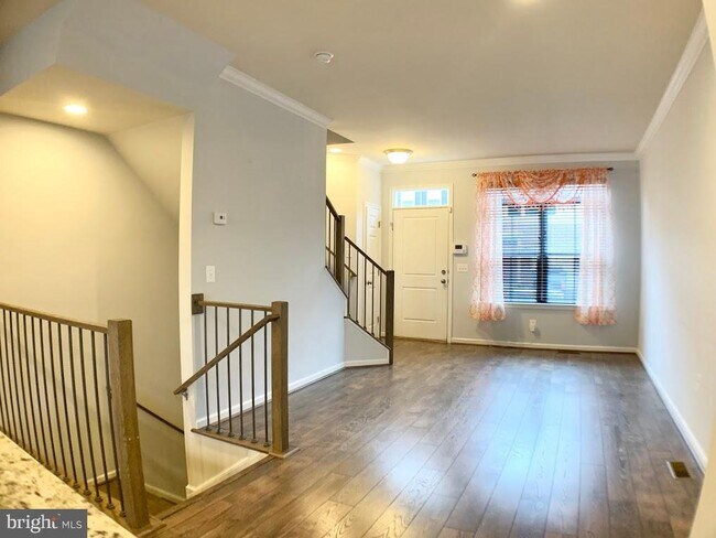 Building Photo - 106 Conestoga Ln