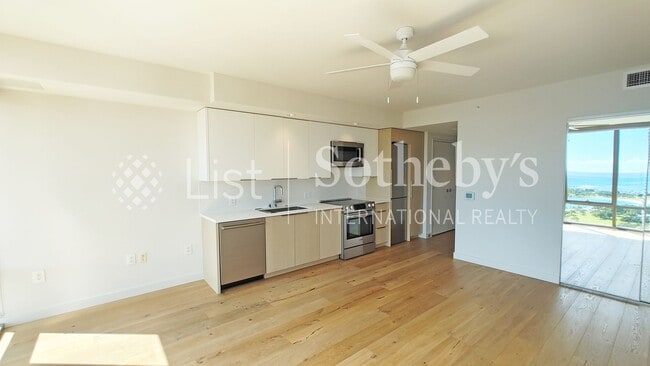 Building Photo - Ae'o #2710  |  Honolulu, HI