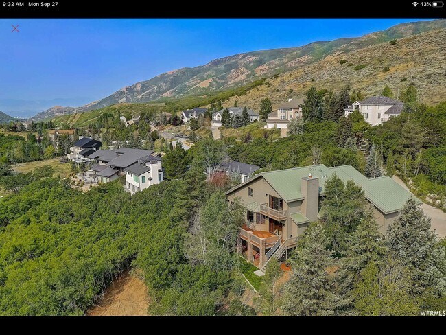 Building Photo - 5490 E Pioneer Fork Rd