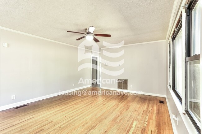 Building Photo - 15 Ridgecrest Rd